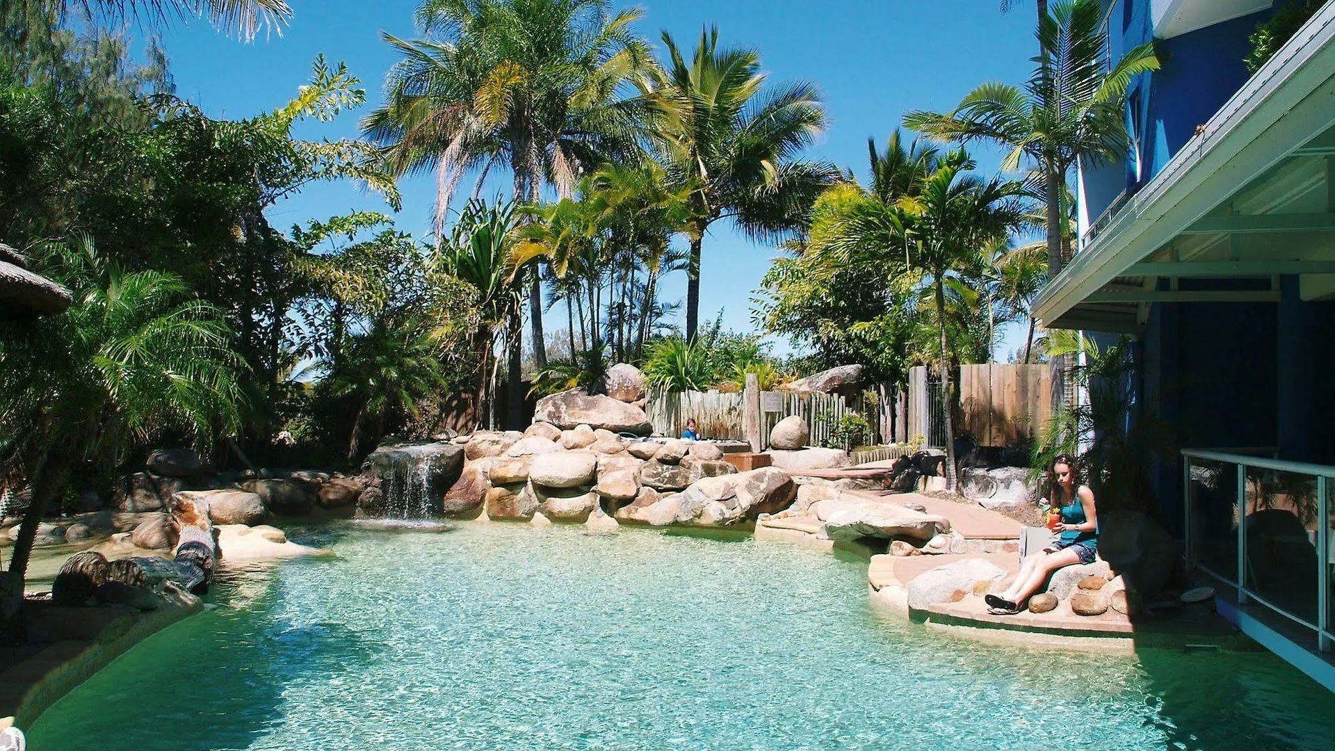 Ocean International Hotel Mackay 4*,