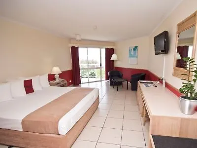 Ocean International Hotel Mackay 4*,  Australia